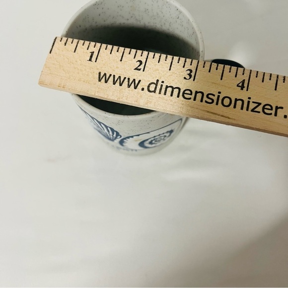 Vintage Corpus Christi, Texas Embossed Seashell Coffee Tea Mug Gray/Navy - Picture 6 of 6